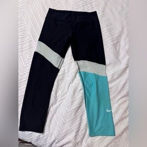 Nike Workout Crops | Size Medium | Black / Teal